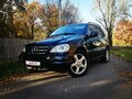 1999 Mercedes-Benz M-Класс 430 I (W163), чёрный, 650000 рублей