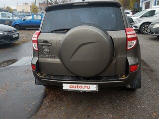 2011 Toyota RAV4 III (XA30) Рестайлинг, коричневый, 1299999 рублей, вид 3