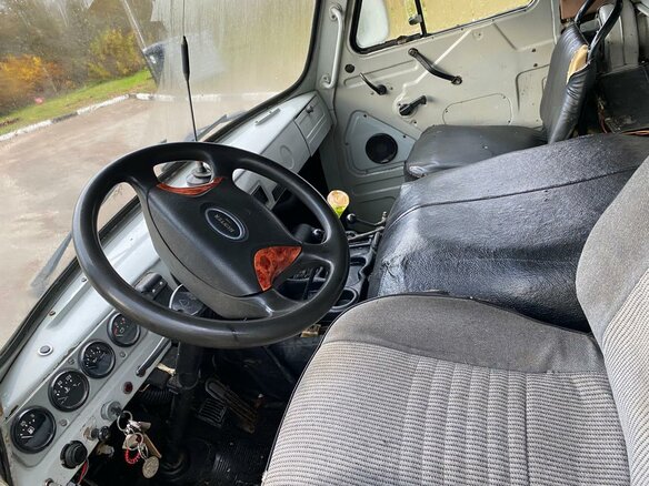 1997 УАЗ 3962, белый, 220000 рублей - вид 4