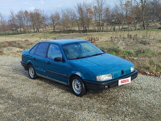 1990 Volkswagen Passat B3, зелёный, 100000 рублей, вид 1