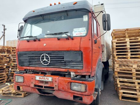 1983 Mercedes-Benz 1622, пурпурный, 380000 рублей, вид 1