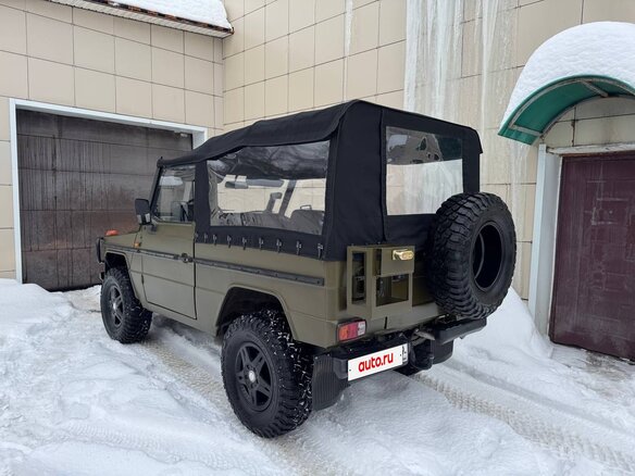 1989 Mercedes-Benz G-Класс 250 I (W460; W461), зелёный - вид 4