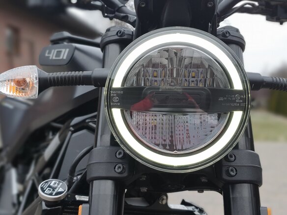 2022 Husqvarna Svartpilen 401, чёрный, 573818 рублей - вид 17