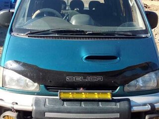 1997 Mitsubishi Delica IV, зелёный, 990000 рублей, вид 1