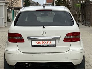 2010 Mercedes-Benz B-Класс 200 I (W245) Рестайлинг, белый, 1350000 рублей, вид 5