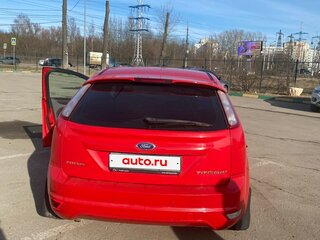 2010 Ford Focus II Рестайлинг, красный, 740000 рублей, вид 5