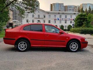 2007 Skoda Octavia I (A4) Рестайлинг, красный, 435000 рублей, вид 2