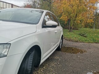 2014 Skoda Octavia III (A7), белый, 1399999 рублей, вид 3