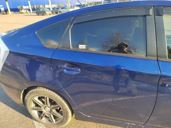 2010 Toyota Prius III (XW30), синий, 1200000 рублей - вид 12