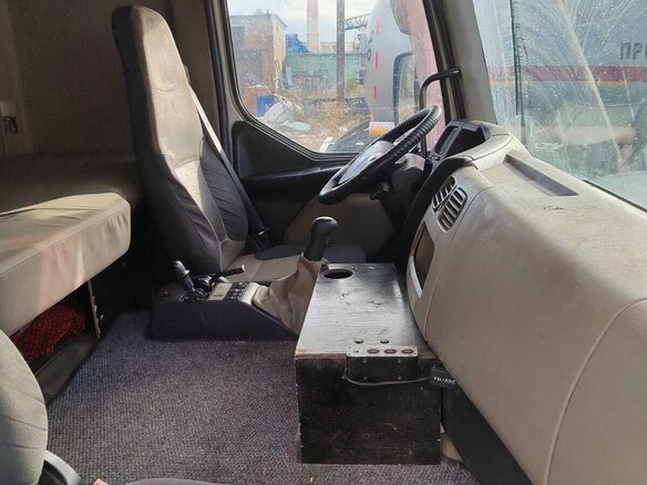 2010 Renault Premium, белый, 3700000 рублей - вид 3