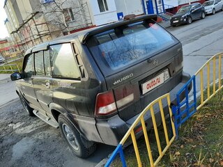2000 SsangYong Musso I Рестайлинг, чёрный, 390000 рублей, вид 3