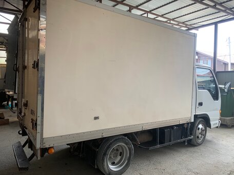 1996 Isuzu Elf (N-series), белый, 900000 рублей, вид 4