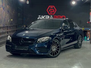 2018 Mercedes-Benz E-Класс 300 V (W213, S213, C238), синий, 3800000 рублей, вид 1