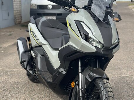 2026 Honda ADV350, серый, 950000 рублей, вид 5