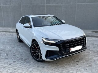 2018 Audi Q8 55 TFSI I (4M), белый, 3950000 рублей, вид 3