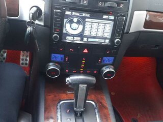 2006 Volkswagen Touareg I, чёрный, 800000 рублей, вид 3