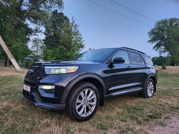 2019 Ford Explorer VI, чёрный, 2990000 рублей - вид 3