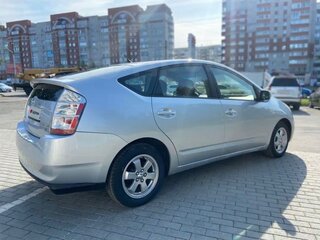 2007 Toyota Prius II Рестайлинг (XW20), серебристый, 850000 рублей, вид 3