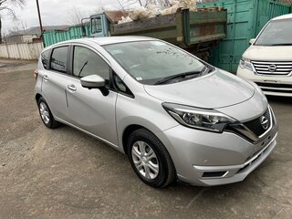 2017 Nissan Note II Рестайлинг, серебристый, 1099000 рублей, вид 2
