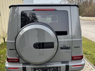2025 Mercedes-Benz G-Класс AMG 63 AMG II (W465) Рестайлинг, серый, 28100000 рублей, вид 4