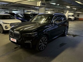 2019 BMW X5 M50d IV (G05/G18), чёрный, 8550000 рублей, вид 4