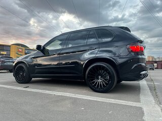 2007 BMW X5 48i II (E70), чёрный, 1800000 рублей, вид 2
