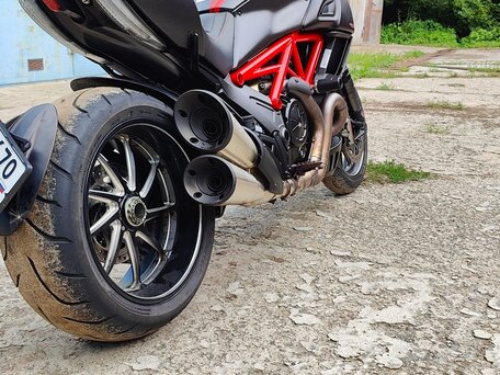 2014 Ducati Diavel Carbon, чёрный, 850000 рублей, вид 3