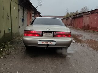 1996 Lexus ES 300 II Рестайлинг, золотистый, 350000 рублей, вид 2