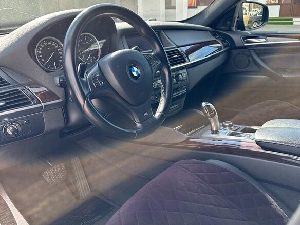 2014 BMW X6 35i I (E71) Рестайлинг, чёрный, 2650000 рублей - вид 23