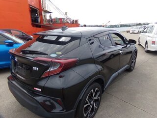 2019 Toyota C-HR I, чёрный, 2700000 рублей, вид 3