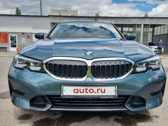 2020 BMW 3 серии 318d VII (G2x), синий, 4099000 рублей - вид 4