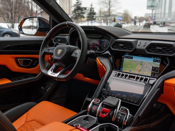2021 Lamborghini Urus I, оранжевый - вид 22
