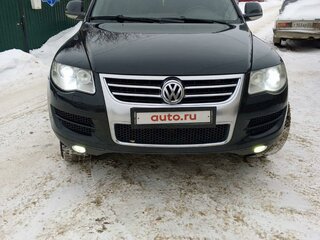 2008 Volkswagen Touareg I Рестайлинг, чёрный, 1500000 рублей, вид 1