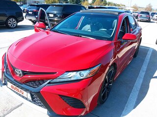 2018 Toyota Camry US Market VIII (XV70), красный, 1601836 рублей, вид 5