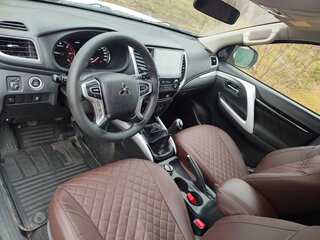 2020 Mitsubishi Pajero Sport III, белый, 2690000 рублей, вид 3
