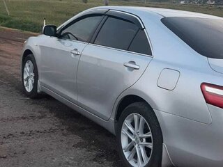 2008 Toyota Camry VI (XV40), серебристый, 1650000 рублей, вид 2