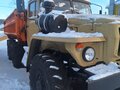 1994 Урал 5557, бежевый, 2100000 рублей - вид 1