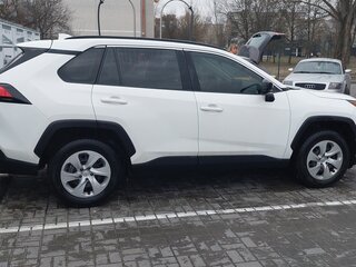 2019 Toyota RAV4 V (XA50), белый, 3000000 рублей, вид 3