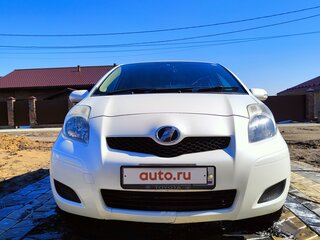 2008 Toyota Vitz II (XP90), белый, 707000 рублей, вид 5