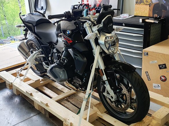 2021 BMW R 1250 R, чёрный, 1499950 рублей - вид 11