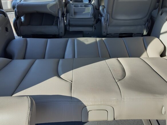 2010 Kia Carnival Grand II, серебристый, 1230000 рублей - вид 17