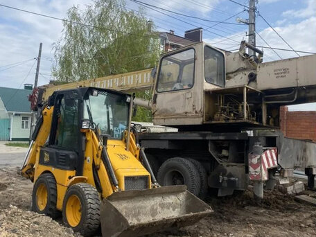 2011 JCB 1CX, жёлтый, 5200000 рублей, вид 2