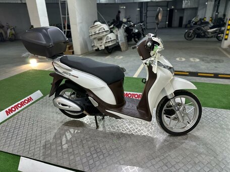 2013 Honda SH, белый, 215000 рублей, вид 2