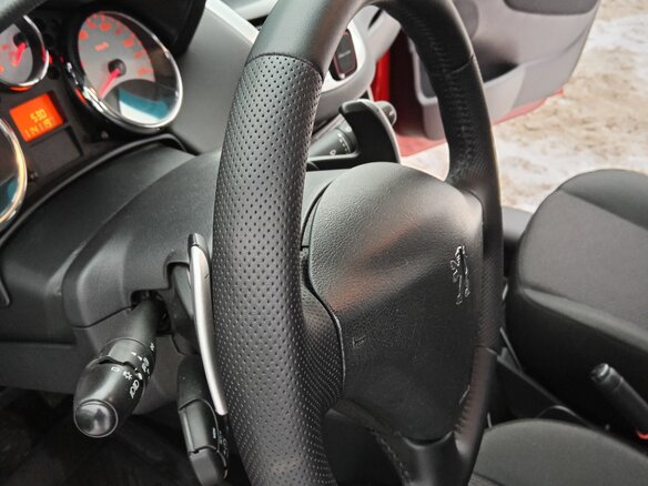 2010 Peugeot 207 I Рестайлинг, красный, 499999 рублей - вид 9