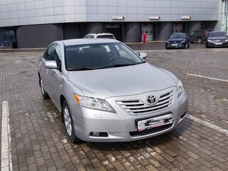 2007 Toyota Camry VI (XV40), серебристый, 3900000 рублей, вид 3
