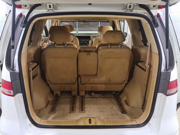 2005 Honda Elysion I, белый, 1100000 рублей - вид 12