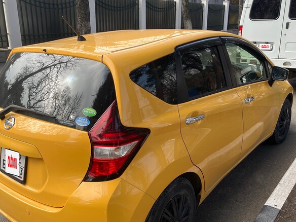 2020 Nissan Note II Рестайлинг, жёлтый, 1300000 рублей - вид 3