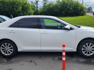 2014 Toyota Camry VII (XV50), белый, 1350000 рублей, вид 2