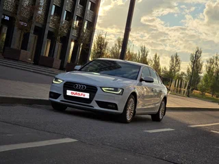 2013 Audi A4 IV (B8) Рестайлинг, белый, 1070000 рублей, вид 1