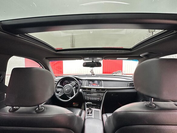 2018 Kia Optima IV Рестайлинг, белый, 2360000 рублей - вид 7